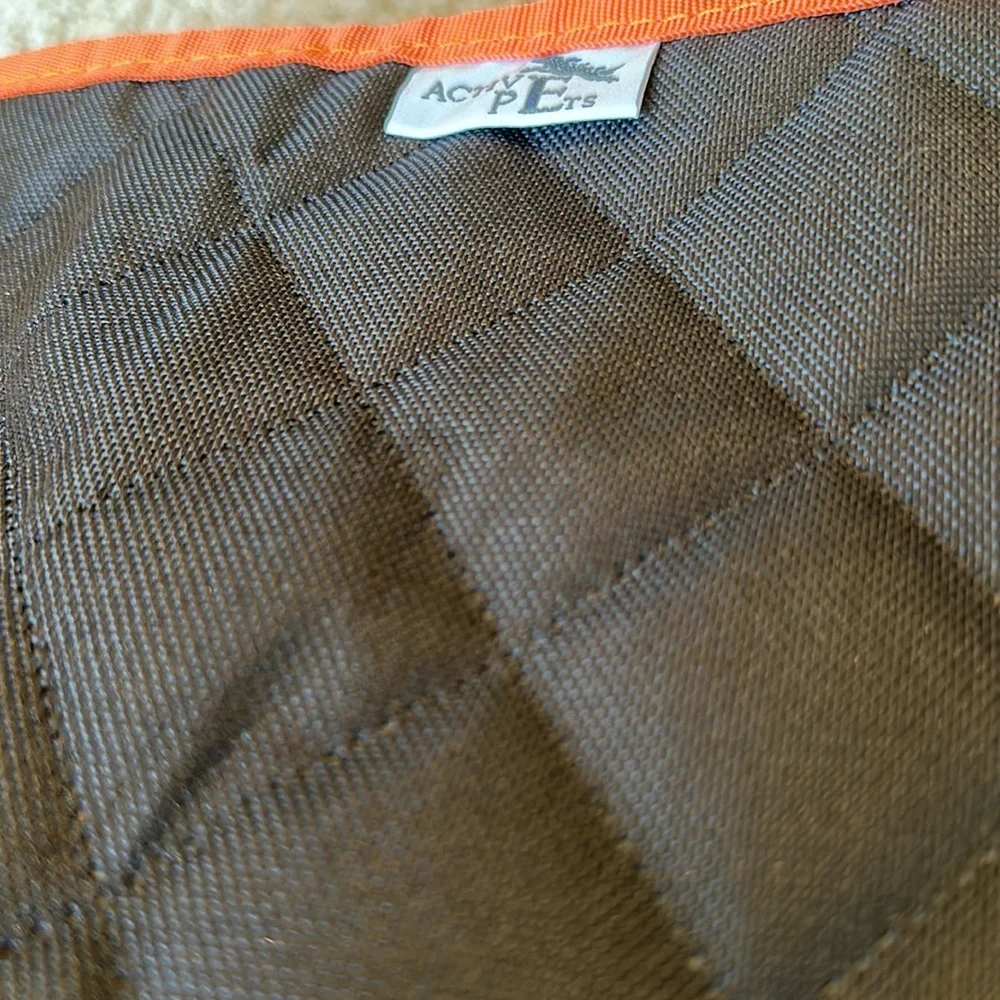NWOT Active Pets Car Seat Protector